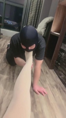 【万灵】御姐肉丝棉袜欺负学生狗 bf8574_HD绳艺资源