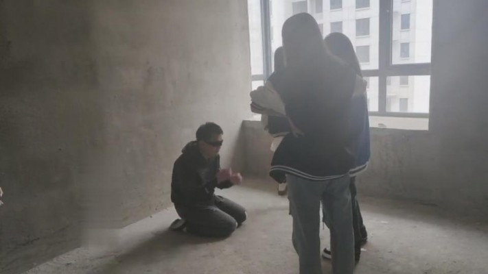 图片[2]_【最抗揍M】精彩！4素人小姐姐欺负狗 bf8556_HD绳艺资源