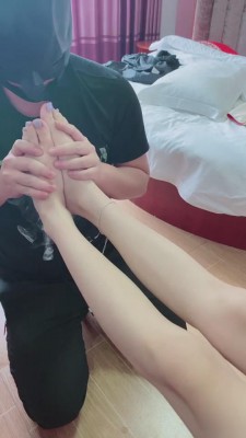 图片[5]_【玖玖呀】健身女神小白鞋白袜虐狗 bf8563_HD绳艺资源