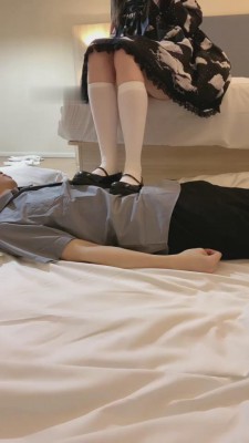 【神乐sama】萝莉主白丝羞辱同学 bf8921_HD绳艺资源