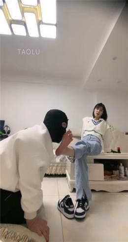 图片[10]_【简一】AJ踩脸 棉袜深喉   JS22031603_HD绳艺资源