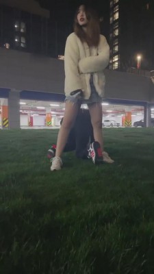 图片[6]_【关关】学生S小白鞋户外遛狗 bf8431_HD绳艺资源