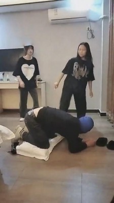 【德意男神】双素人女神提档/坐脸/耳光 bf8848_HD绳艺资源