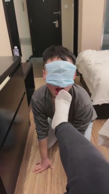 图片[5]_【昕昕】白靴/aj小白鞋/白棉袜/脚底踩喂食 bf8750_HD绳艺资源