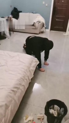 【黛黛】心情不好圣水喂猫粮/训狗_HD绳艺资源