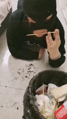 图片[2]_【黛黛】心情不好圣水喂猫粮/训狗_HD绳艺资源