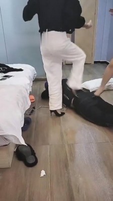 图片[2]_【德意志】高难度挑战美少女组合群殴男神 bf8536_HD绳艺资源