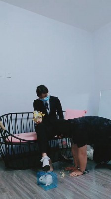 图片[4]_【晨沐】白领脏小白鞋踩踏喂食 bf8615_HD绳艺资源