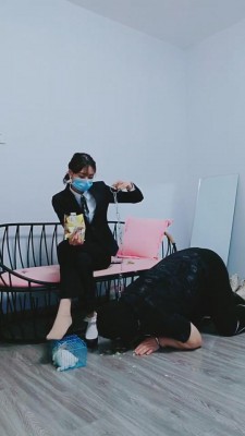 图片[5]_【晨沐】白领脏小白鞋踩踏喂食 bf8615_HD绳艺资源