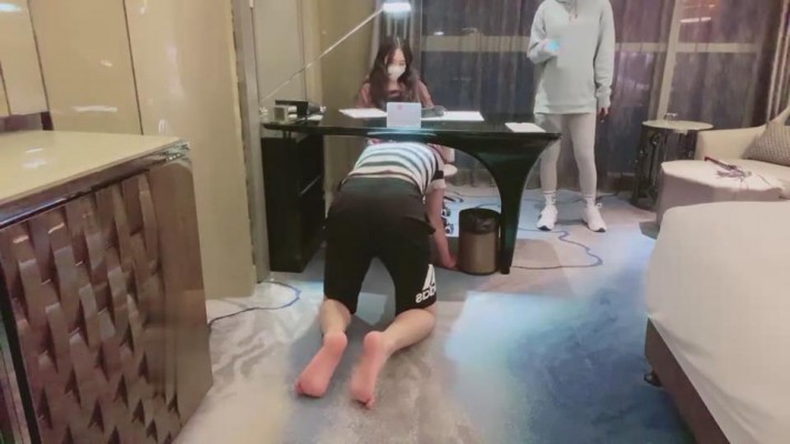 【维尼】双S直播羞辱废物员工-耳光/训练/浓痰/踩踏 bf8594_HD绳艺资源