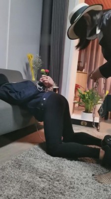 【乐姐】家奴隔离回来奴性训练强化 bf9008_HD绳艺资源