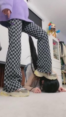 【美离子】开发可爱女M-脏鞋臭棉袜羞辱 bf8627_HD绳艺资源