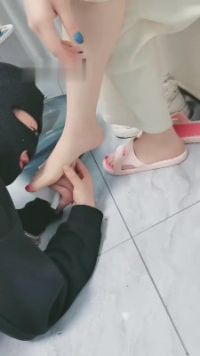 图片[5]_【紫烟】洗脚水泡面给狗狗吃 bf8821_HD绳艺资源