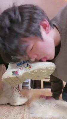 图片[5]_【风吟女神】强迫吃烟灰/舔超脏鞋底 bf8666_HD绳艺资源