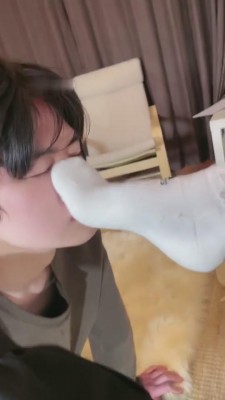 图片[9]_【风吟女神】强迫吃烟灰/舔超脏鞋底 bf8666_HD绳艺资源