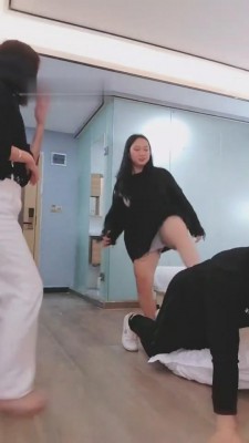 【德意志】4素人小姐姐群殴专场-踢裆口水高难度挑战调 bf8529_HD绳艺资源