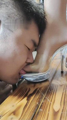 图片[10]_【冷大人】腿绞-狗奴训练/踩舌头 bf8534_HD绳艺资源