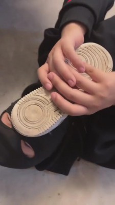 图片[5]_【黛黛s】闻脚/闻鞋/舔鞋底 bf8517_HD绳艺资源