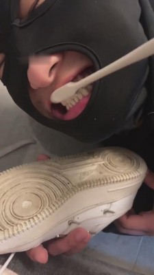 图片[6]_【黛黛s】闻脚/闻鞋/舔鞋底 bf8517_HD绳艺资源