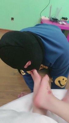 图片[5]_【逗逗】情侣主-极致诱惑床下的贱狗伺候 bf8523_HD绳艺资源