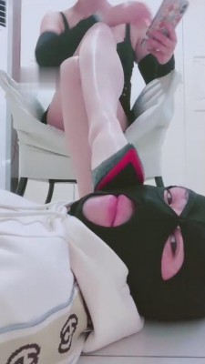 【linda】高跟裸足碾压狗 bf10027_HD绳艺资源