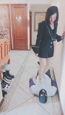 图片[8]_【羽诺】高跟/运动鞋/丝袜裸足全体重踩踏 bf8498_HD绳艺资源