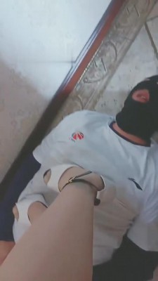 图片[10]_【羽诺】高跟/运动鞋/丝袜裸足全体重踩踏 bf8498_HD绳艺资源