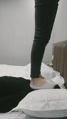 图片[4]_【晨希】原味船袜裸足踩脸 bf5769_HD绳艺资源