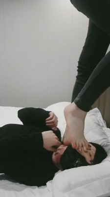 图片[5]_【晨希】原味船袜裸足踩脸 bf5769_HD绳艺资源