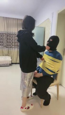 【逗逗】袜子塞嘴完全艺术装置狂抽500耳光 bf8489_HD绳艺资源