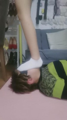 图片[3]_【傲柔】小白鞋白袜踩脸/踩脖子/跳踩 bf8833_HD绳艺资源