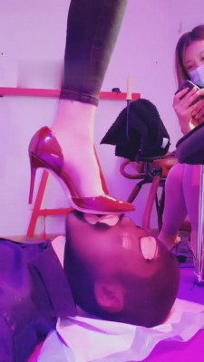 图片[2]_【小拽主人】喂食口水舔鞋 bf8985_HD绳艺资源