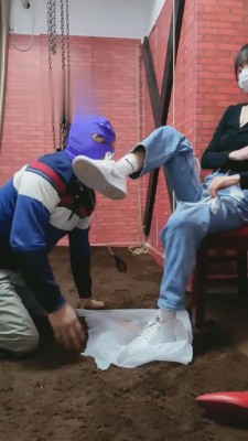 图片[8]_【高难度挑战美学】牛仔裤坐脸-鞋深喉-sp耳光-重度踢踹 bf4319_HD绳艺资源