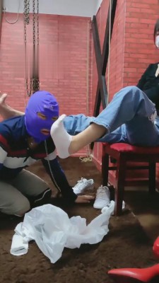 图片[9]_【高难度挑战美学】牛仔裤坐脸-鞋深喉-sp耳光-重度踢踹 bf4319_HD绳艺资源