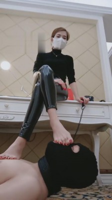 【多多】想舔?跪下来求呀 bf4320_HD绳艺资源