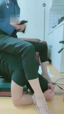 图片[8]_【Q月s】高跟鞋踩踏-虐乳 bf4312_HD绳艺资源