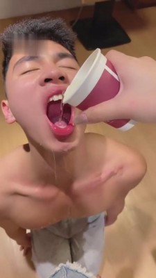 图片[4]_【雪莉】强迫圣水，高难度挑战踢踹体育狗 bf4351_HD绳艺资源