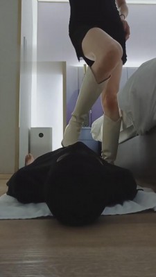 图片[5]_【上海糖糖老师】脏靴子踩踏碾压学生狗 bf4452_HD绳艺资源