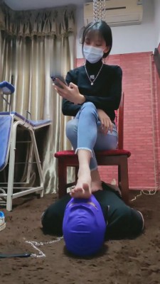 图片[8]_【高难度挑战美学】aj踩踏-脚耳光-鞋深喉窒息-踢踹-钻胯 bf4567_HD绳艺资源