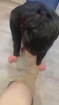 【逗逗】原味裸足深喉到吐 bf4629_HD绳艺资源