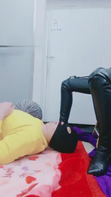 图片[5]_【安静】重度踩踏-训练-圣水贱狗 bf4650_HD绳艺资源