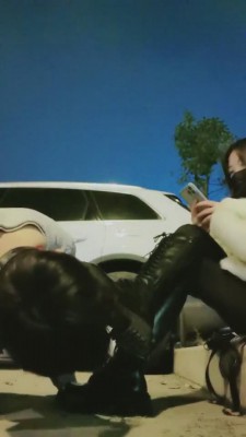 图片[2]_【小拽主人】公园骑马-舔靴底-吃白袜 bf4609_HD绳艺资源