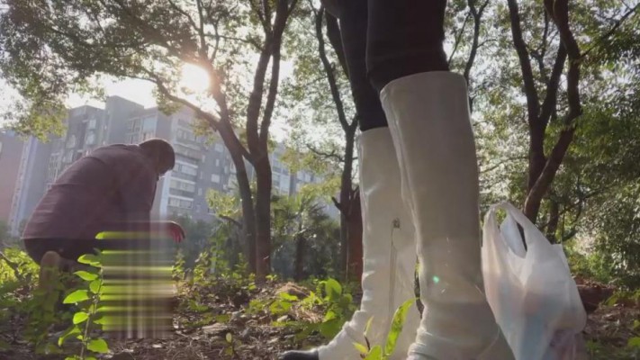 图片[2]_【仔仔萌萌哒】野外长靴脏鞋底碾压狗奴才 bf4668_HD绳艺资源