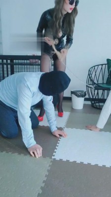 【就是喜欢玩啊】精神小妹蹂躏双狗 bf4675_HD绳艺资源