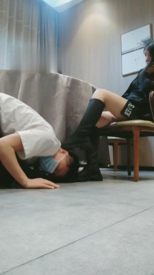 图片[3]_【御严】鞋底喂食羞辱-舔丝足-磕头【下】 bf4767_HD绳艺资源