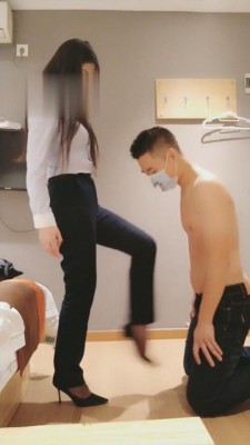 图片[4]_【御严】白领职业装高跟全体重踩踏 bf4753_HD绳艺资源