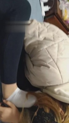 【雪碧sama】学生素人原味脚羞辱女m bf4783_HD绳艺资源