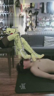 图片[3]_【傲柔】舔靴子-舔丝袜-踩脸 bf4845_HD绳艺资源