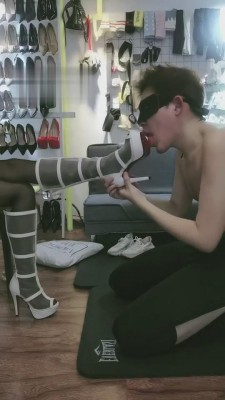 图片[8]_【傲柔】舔靴子-舔丝袜-踩脸 bf4845_HD绳艺资源