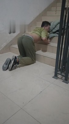 图片[2]_【开发素人】极品黑丝美女首次楼梯tj bf4872_HD绳艺资源